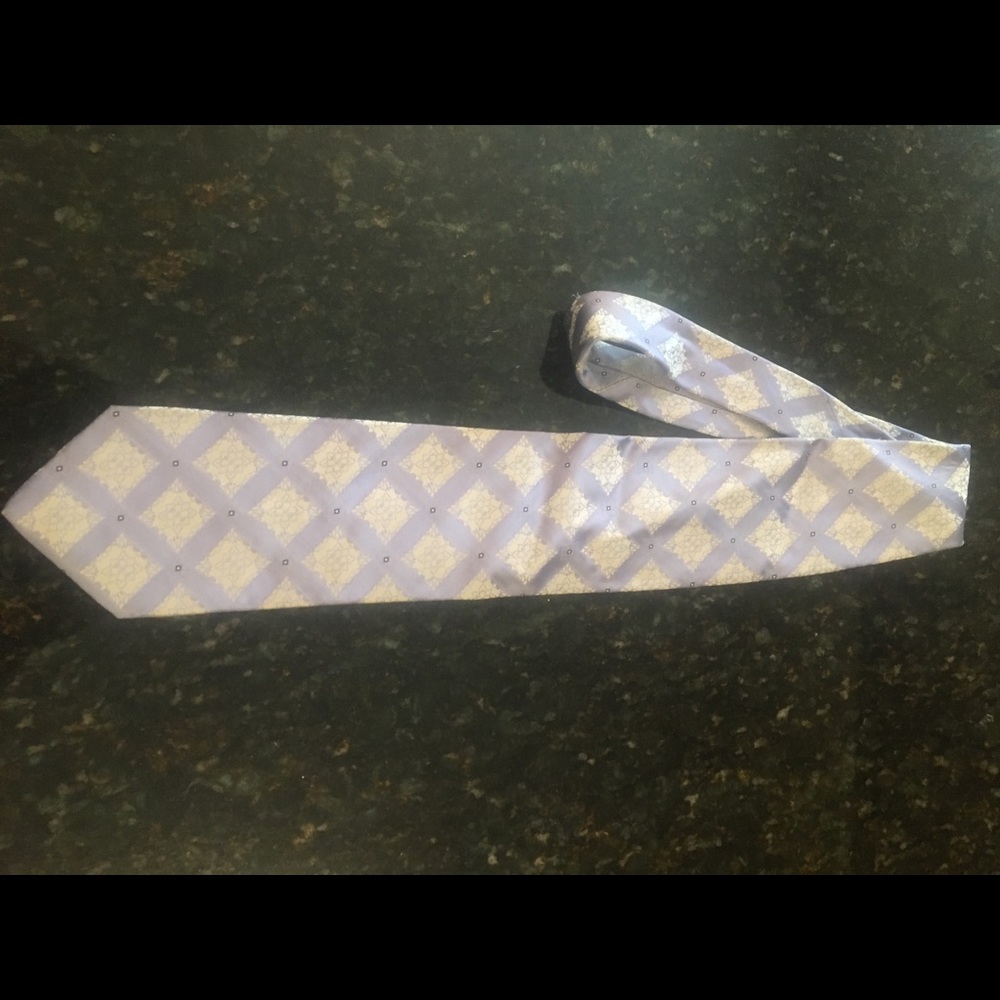 Brioni tie